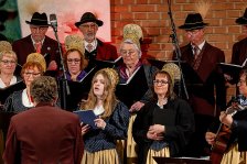 16.12.2025 Adventkonzert der Chor- und Volkstanzgruppe Krems/Lerchenfeld